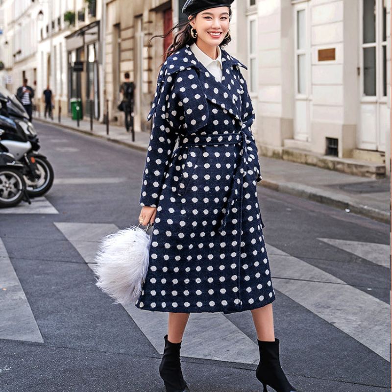 Manteau À Pois Bleu Marine Surdimensionné Trench-coat Cranté Veste En Laine À Nouer À La Taille - Trenchs femmes