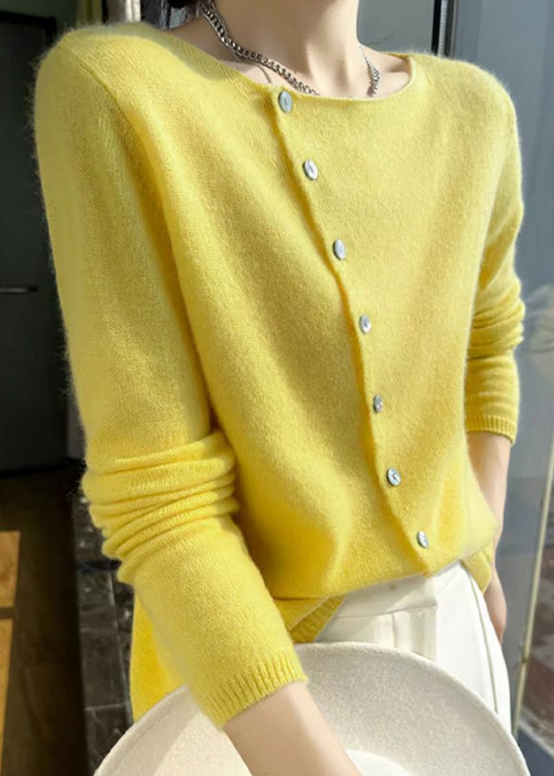 Pull En Laine Jaune À Col Rond Et Boutons Style Simple Hauts D'automne