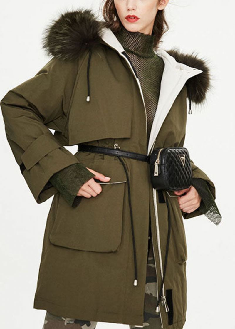 Manteau Bouffant En Duvet De Canard Vert Armée Moderne Poches À Col En Fourrure Cravate À La Taille Hiver