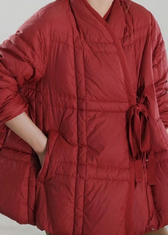 Manteau En Duvet De Canard Rouge Fait À La Main Col En V Taille Nouée Hiver