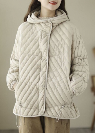 Manteau Matelassé En Duvet De Canard Beige À Capuche Et Cordon De Serrage Fin Pour L'hiver