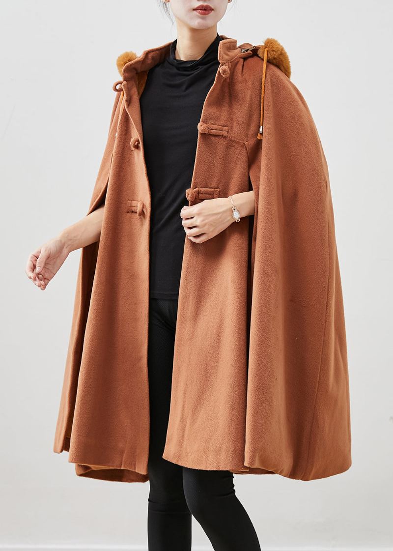 Manteau En Polaire Chaud Surdimensionné Avec Col En Fourrure Kaki Italien Et Manches Cape - Manteaux d'hiver femmes