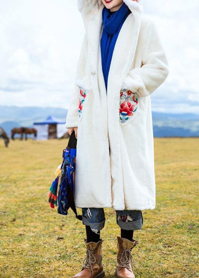 Style À Capuche Grande Taille Tenue De Broderie Boîte Blanche Outwear