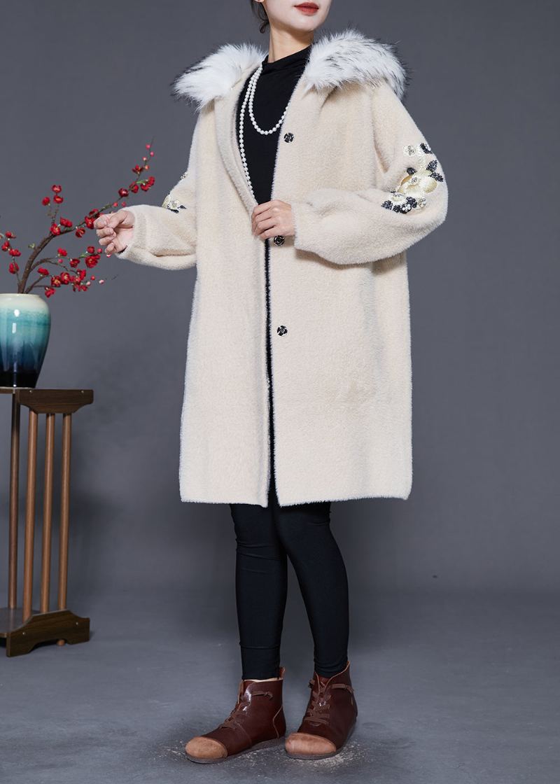 Trench En Fausse Fourrure Brodé Avec Col En Beige Grande Taille Hiver - Manteaux d'hiver femmes