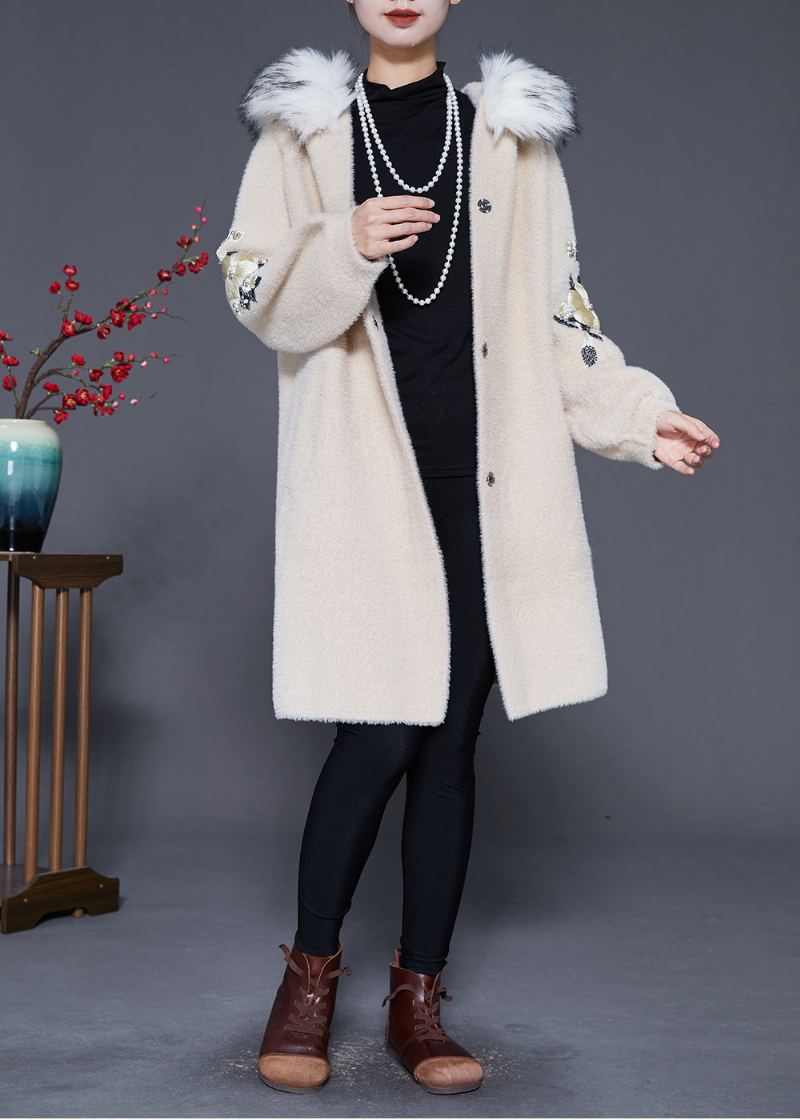 Trench En Fausse Fourrure Brodé Avec Col En Beige Grande Taille Hiver - Manteaux d'hiver femmes